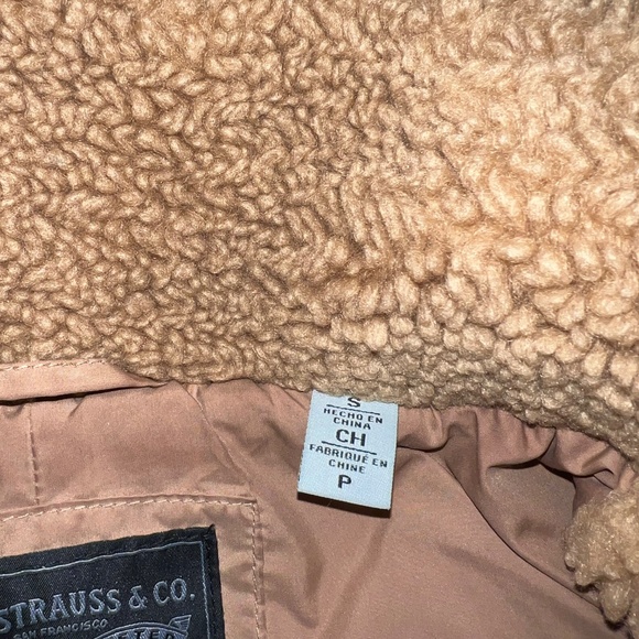 Levi’s Teddy Jacket - Picture 2 of 3